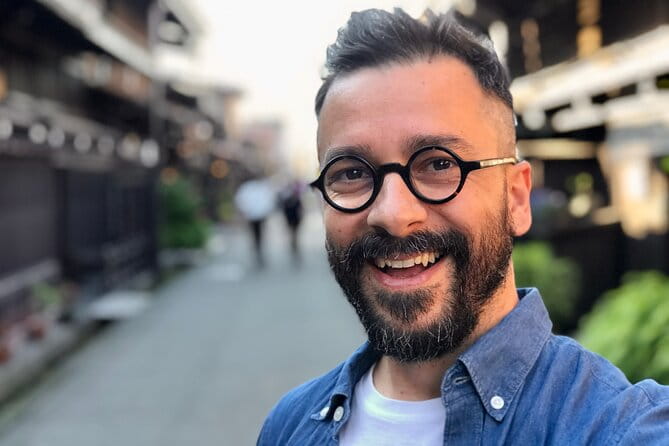 Experience Takayama Old Town 30 Minutes Walk - Additional Information