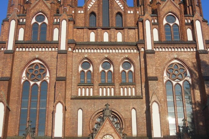 Exploration tour through the district of Praga - authentic and legendary - Poland’s National Drink: Vodka