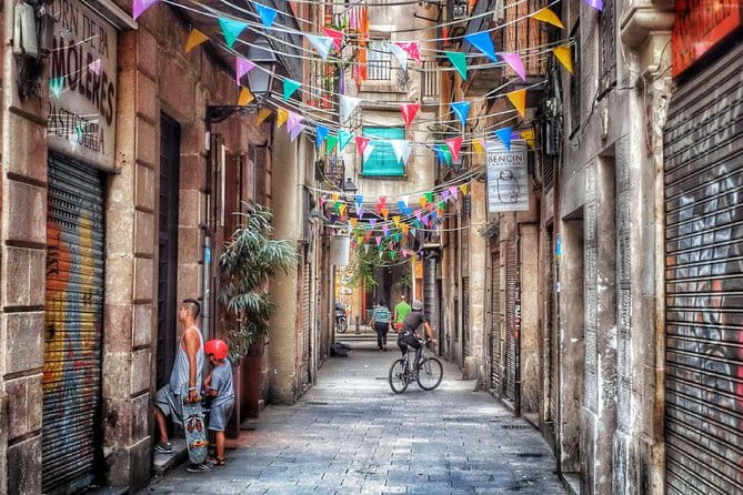 Explore Barcelona's Trendy El Born With A Local Host - Exploring the Heart of El Born: A Personal Touch in Barcelona