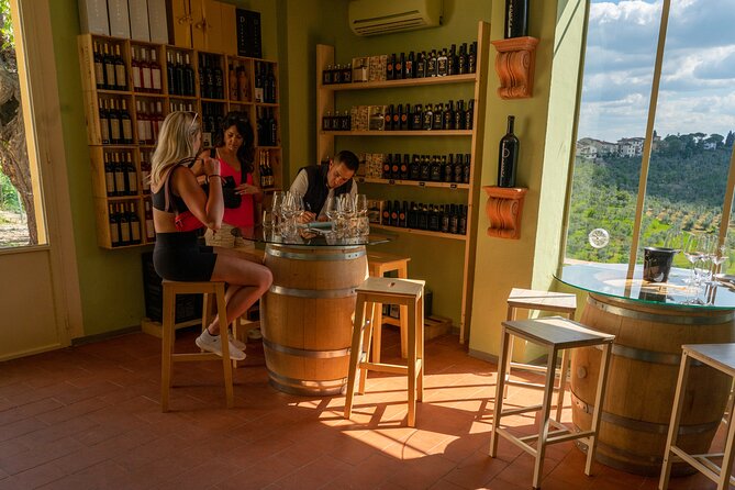 Explore Chianti on Vespa: Tour, Guide & Lunch From Florence - Group Size and Cancellation