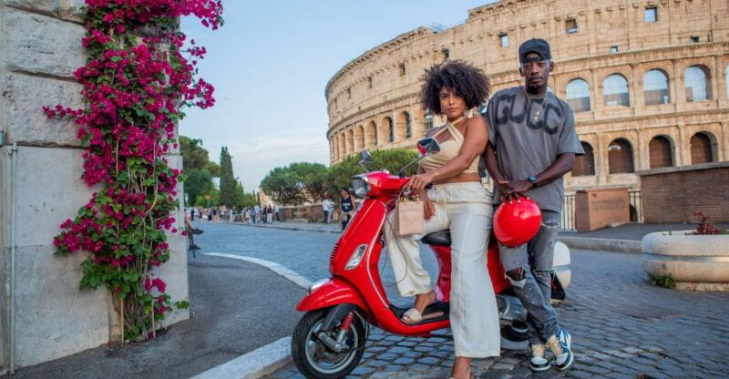 Explore city on Vespa with Professional Photographer - Price & Value