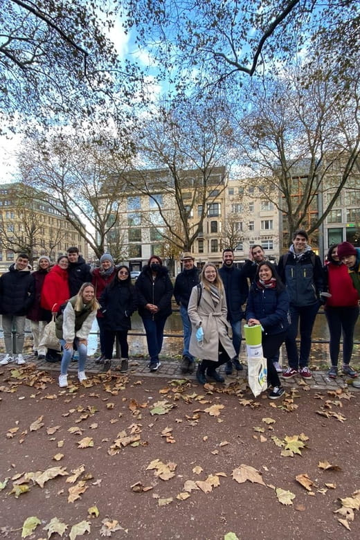Explore Düsseldorf with Passionate tour guides! - The Value of a Guided Walk in Düsseldorf