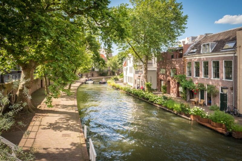 Explore Gems of Utrecht Walking Tour for Couples - Key Points / Takeaways