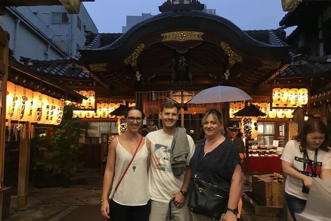 Explore Gion the Iconic Geisha District on a Private Custom Tour - Personalized Guidance From a Passionate Local