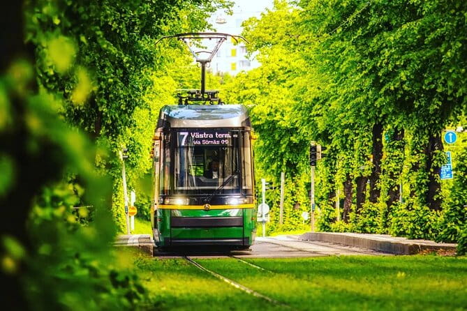 Explore Helsinki in Portuguese with a PRIVATE guide - What makes this Helsinki tour stand out?