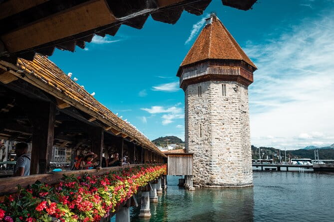 Explore Lucerne in 60 minutes with a Local - The Guides and Personal Touch