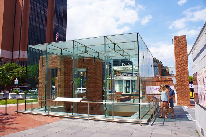 Explore Philadelphia: Founding Fathers Walking Tour - Discover the Liberty Bells Legacy