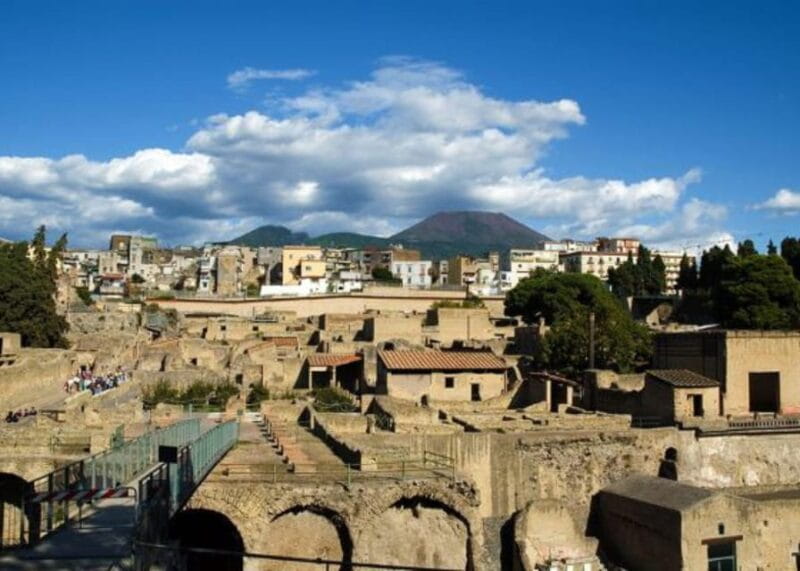 Explore Pompeii's Ruins with your Private Archaeologist - Who Will Love This Tour?