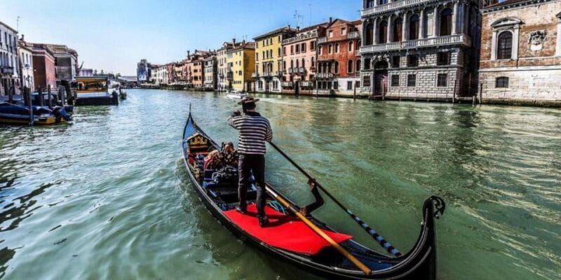 Explore Rialto, Bovolo & More: Walk & Gondola Ride - Discover Venice’s Hidden Corners and Iconic Waterways