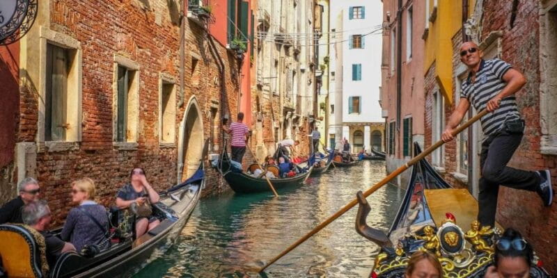 Explore Rialto, Bovolo & More: Walk & Gondola Ride - FAQ
