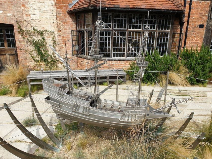 Explore Stratford-Upon-Avon: A Self-Guided Audio Tour - Access Tour Through Wegotrip App