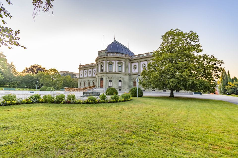 Explore the Best Guided Intro Tour of Geneva With a Local - Customer Feedback