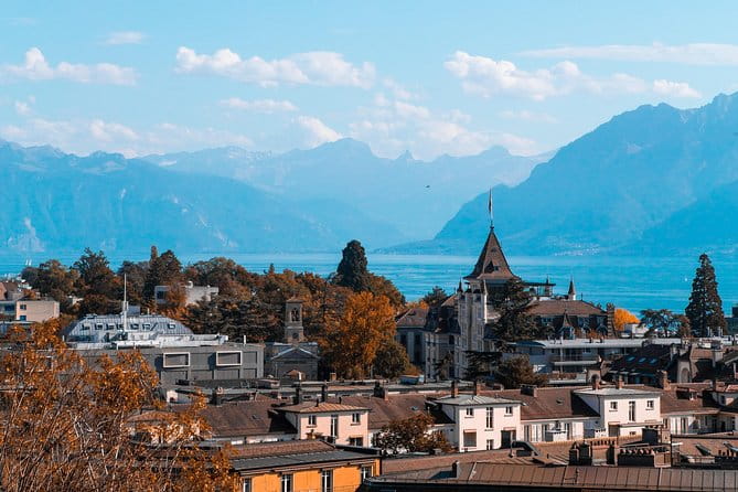 Explore the Instaworthy Spots of Lausanne with a Local - Discover Lausanne’s Iconic Spots with a Local Guide