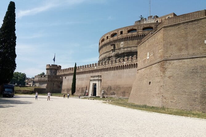Explore the Majestic Castel Sant'Angelo: A Private Guided Tour - Final Thoughts: Who Should Book This Tour?