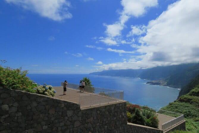 Exploring new Northwest frontiers: Beyond Madeira in 4x4 tour - End at Porto Moniz