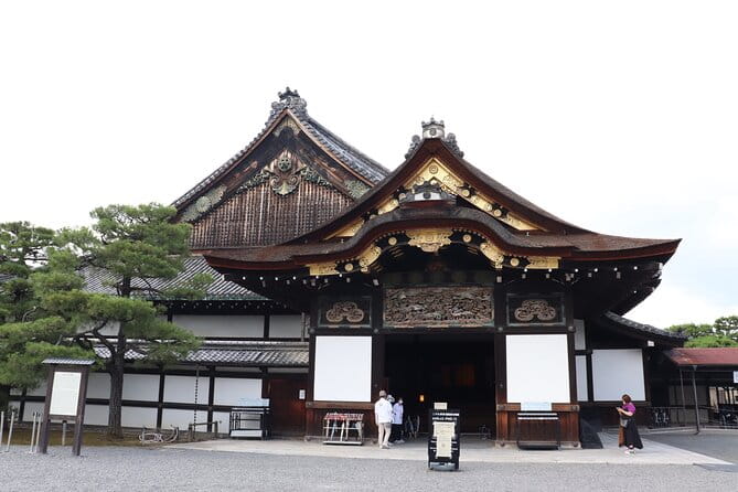 Exploring the Culture of Shogun, Samurai and Ninja Shared Tour - Key Points