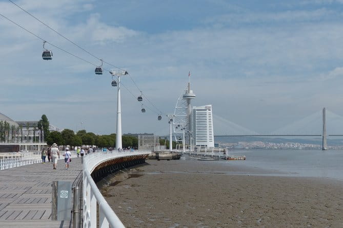 EXPO 98 walking tour with cable car trip - Pavilhão do Conhecimento — Bridging the Past and Future