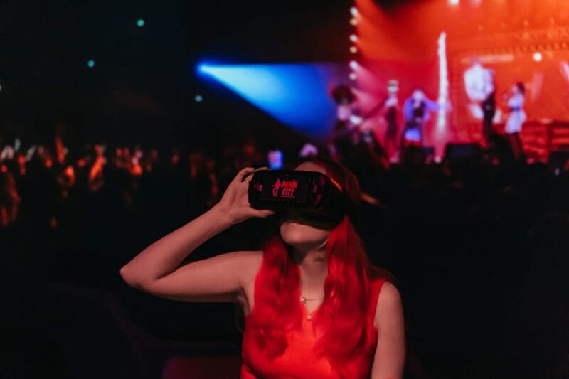 Express-Tour Panik City Udo Lindenberg Multimedia Experience - Introducing the Panik City Udo Lindenberg Multimedia Experience