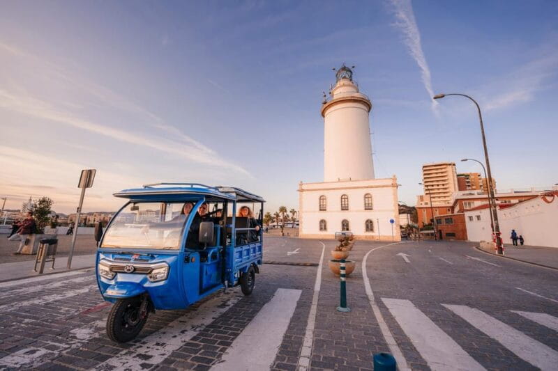 Express tuktuki tour in Malaga: Gibralfaro Viewpoint and Photography - Key points/Takeaways