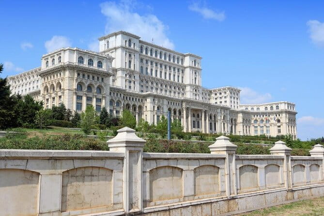 Extended Walking Tour of Bucharest - Discovering Bucharest: An In-Depth Look at the Extended Walking Tour