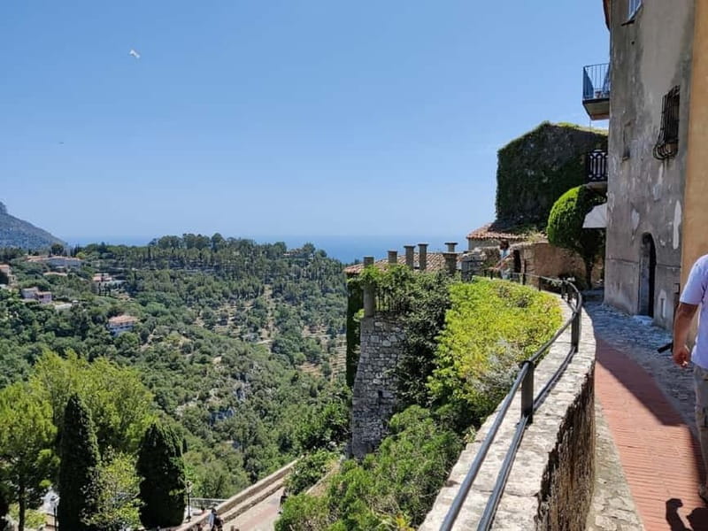Èze: Walking Tour with a Certified Local Guide - The Exotic Garden: A Must-See Stop