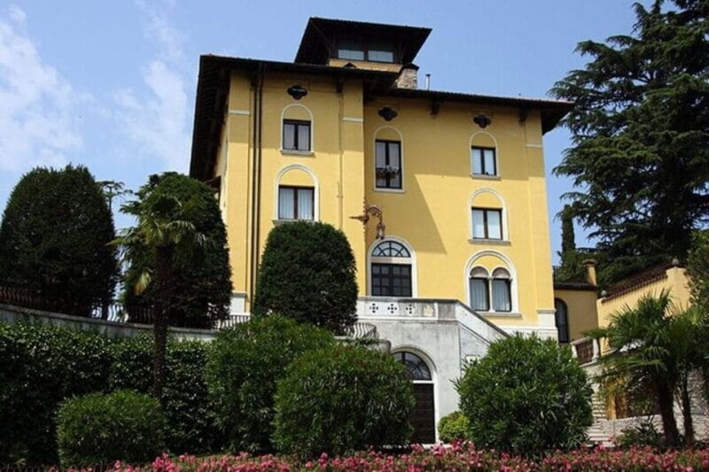 Fabulous Heritage of Sirmione - Walking Tour - Key Points / Takeaways