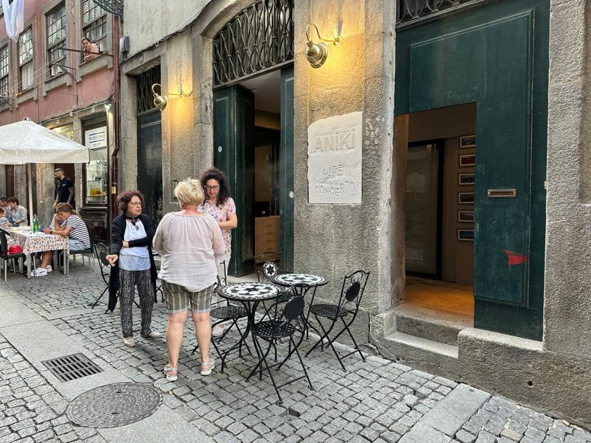 Fado Experience in Ribeira by Aniki - Live Fado Performances