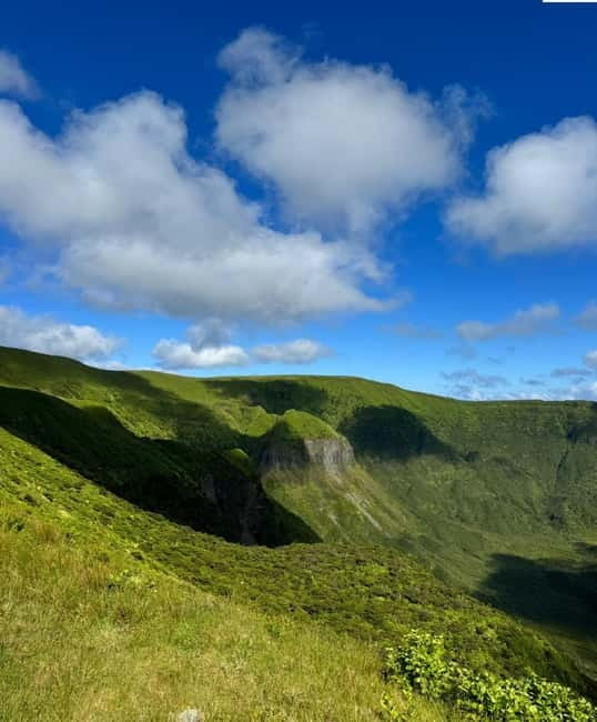 Faial Island: Caldeira Perimeter Hiking Tour - The Caldeira: A Volcanic Wonder on Faial