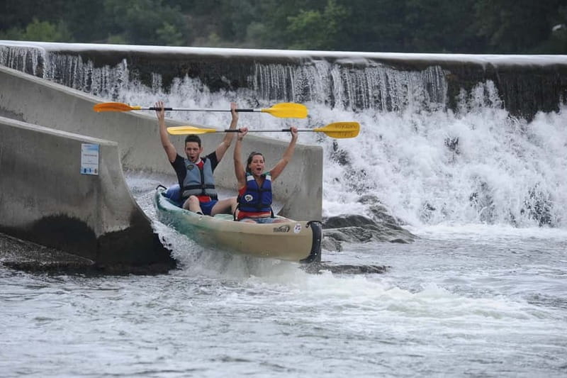 Family trip down the Ardèche by canoe/kayak 3 hours approx. 12 km - Starting Point and Practicalities