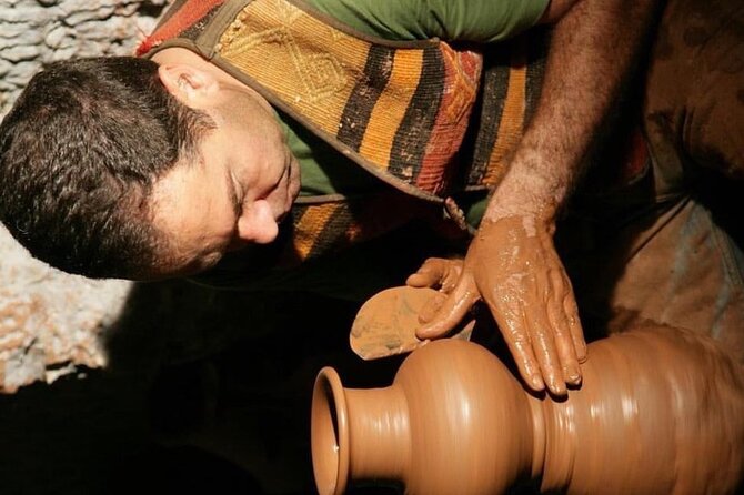 Famous Shops to See in Cappadocia - Weaving Demonstrations in Cavusin