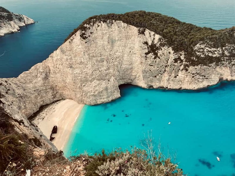 Famous Zakynthos shipwreck -daily cruise - An In-Depth Look at the Zakynthos Shipwreck Daily Cruise