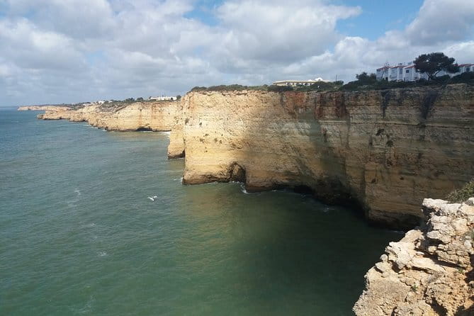 Faro airport (FAO) to Lagos - Arriving at Faro Airport: First Impressions