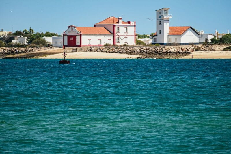 Faro: Deserta Island and Farol Island Catamaran Boat Trip - A Well-Planned Itinerary with Authentic Flavor