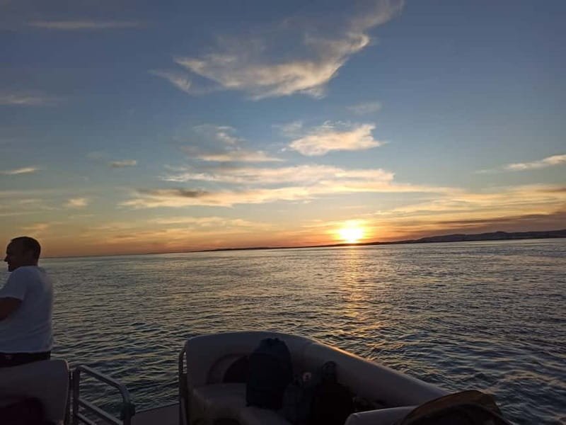 Faro: Sunset 1 hour Ria Formosa Boat Tour - Why Guides Make All the Difference