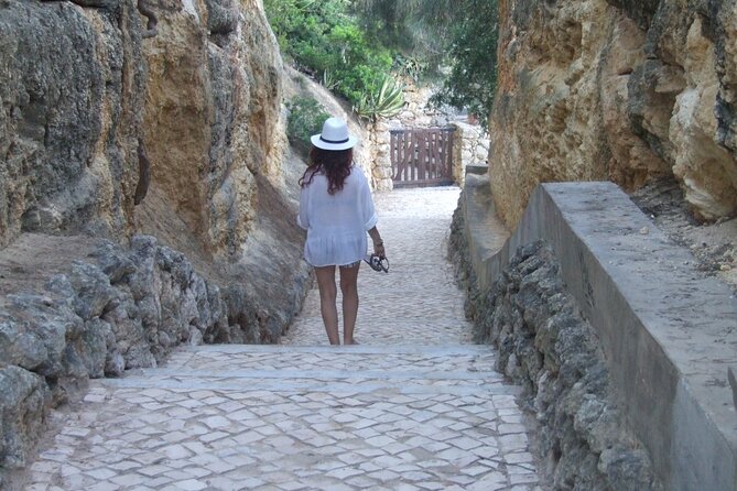 Faro to Benagil Hiking Tour and Marinha Beach - Cancellation Policy