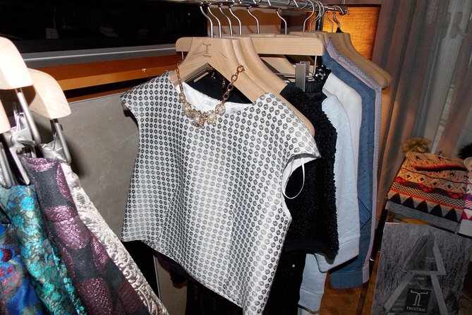 Fashion Room Service - Personalized Styling Experience