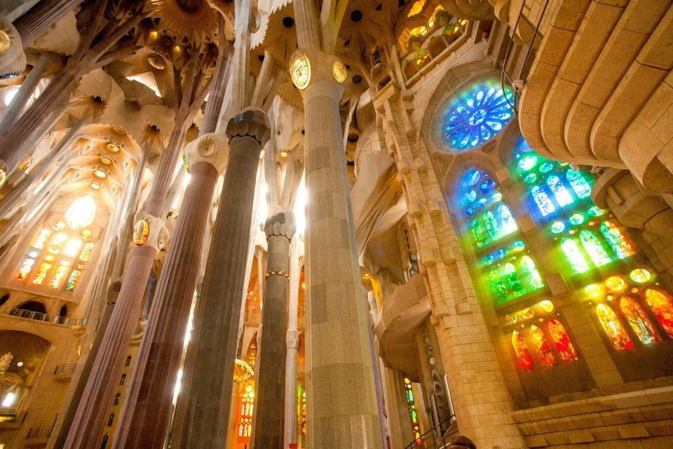 Fast-Track Access: Sagrada Familia 1.5-Hour Guided Tour - Things To Know