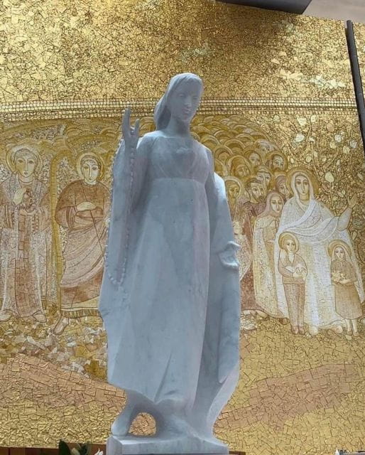 Fátima Day Trip from Lisbon  Small Groups - Visiting the Sanctuary of Our Lady of Fátima