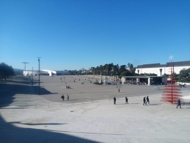 Fátima, Óbidos & Nazaré | Full Day Private Tour - Price and Logistics