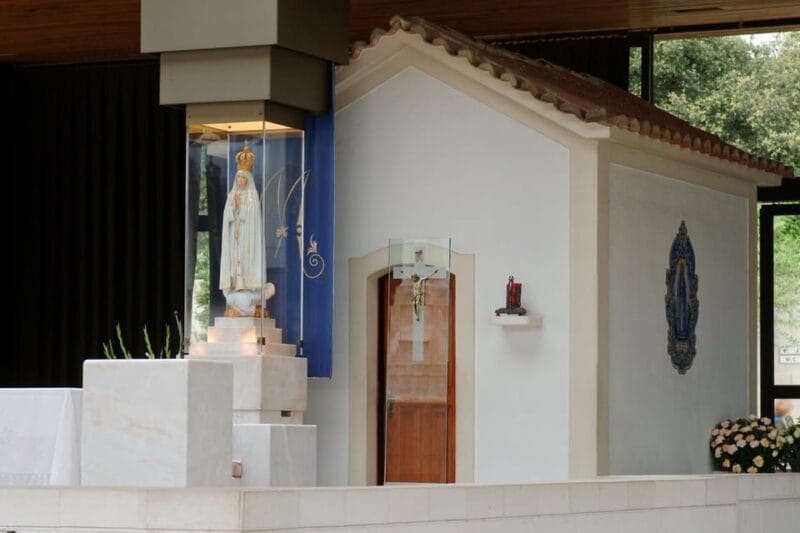 Fátima: Sanctuary and Apparition Sites Guided Tour - Price and Logistics: A Reasonable Investment