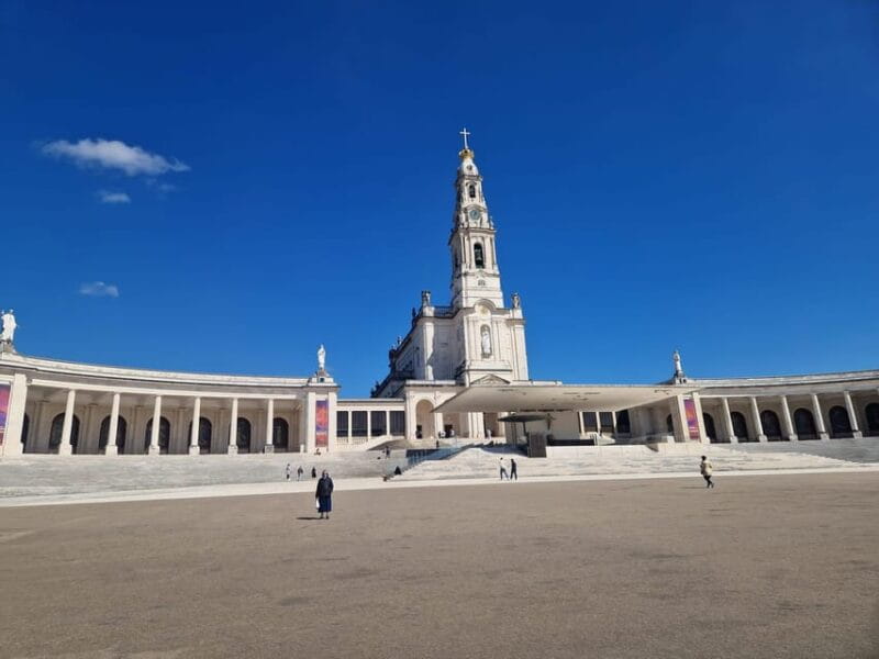 Fatima Sanctuary and Pastorinhos Village Day Trip from Porto - Key Points / Takeaways