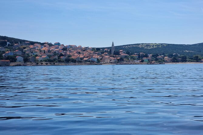 Fd boat-trip Medulin - Blue cave - Cres + lunch + dolphin search - Exploring the Itinerary in Detail