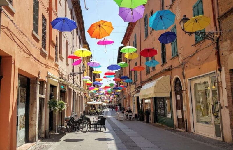 Ferrara: Guided City Highlights Walking Tour - What You Can Expect at Each Stop