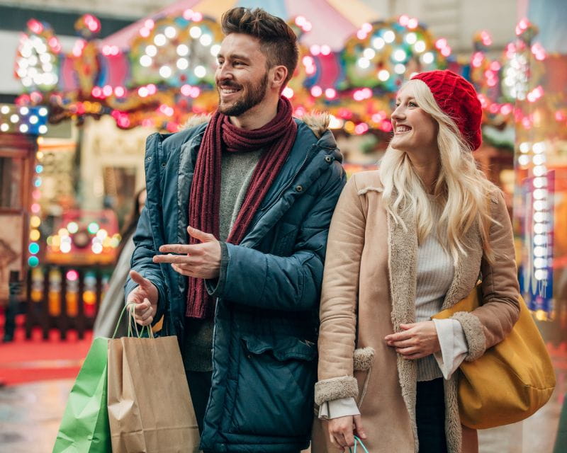 Festive Journey in Sirmione Christmas Walking Tour - Starting at the Iconic Scaligero Castle