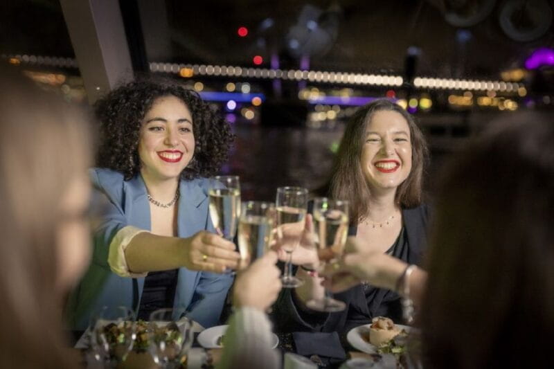Festive London New Years Eve 3-Course Dinner Cruise - An In-Depth Look at the Experience
