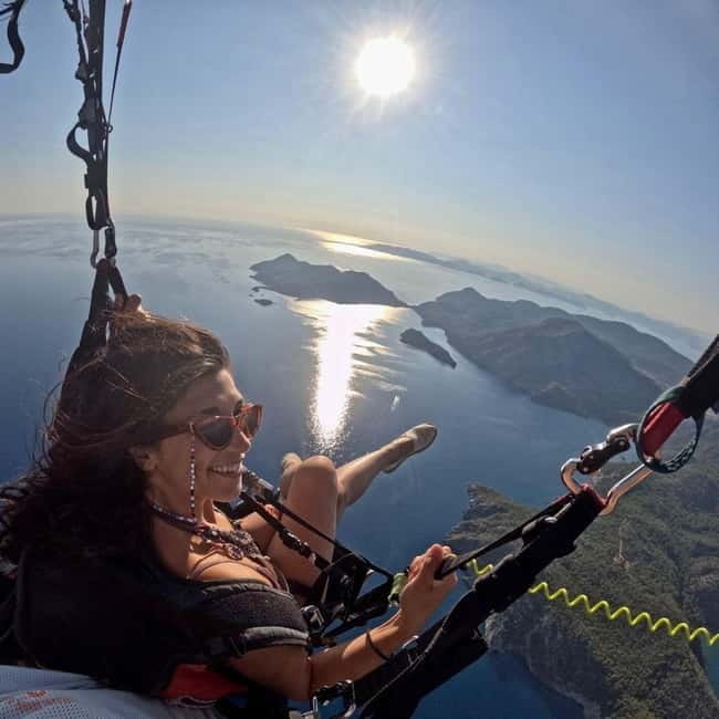 Fethiye: Female Pilot, Babada, Oludeniz Paragliding, Transfer - Starting with Transfers and Safety Briefings