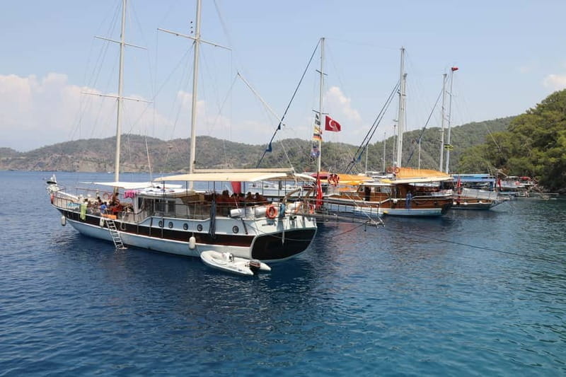 Fethiye: Island Sailing Trip with Lunch and Hotel Pickup - Cavy Bay: Natural Caves and Calm Waters