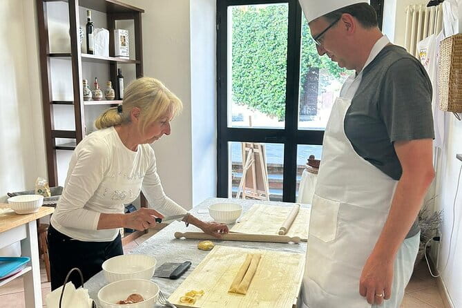 Fettuccine & Ravioli Class in Assisis Home-Style Cooking School - Who will love this experience?