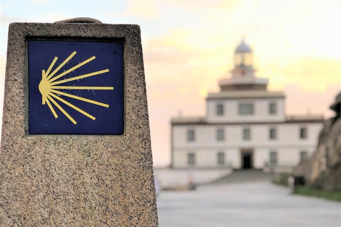 Finisterre and Costa Da Morte - the Most Complete Tour From Santiago - Visit to Finisterre Lighthouse