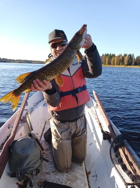 Finnish Lapland Midnight Sun Massive Pike Fishing Experience - Exploring the Midnight Sun Pike Fishing Experience in Finnish Lapland